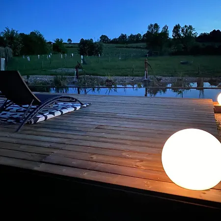 Bed & Breakfast D'hote Pres Bordeaux Au Chateau Camponac 3*
